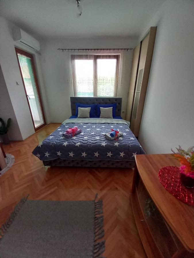 Appartement Luka Lux à Ni Extérieur photo